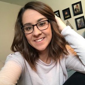 Meet your Posher, Rebecca